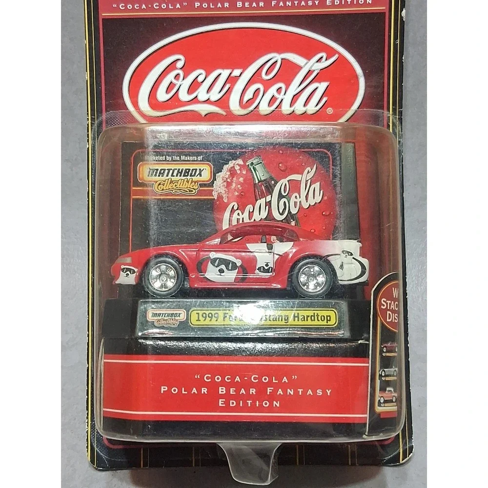 Coca Cola Matchbox 1999 Ford Mustang Hardtop Polar Bear Fantasy